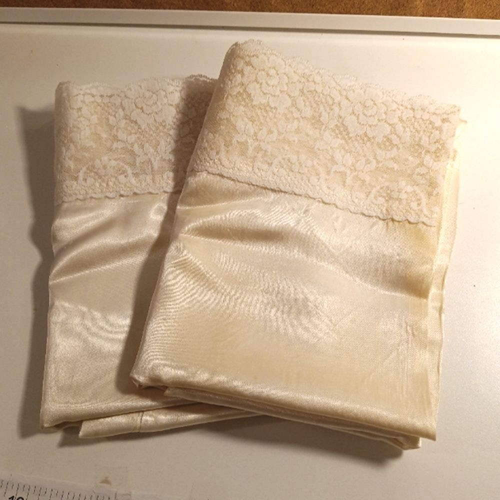 Vintage Satin and Lace Pillow Case Bundle Set